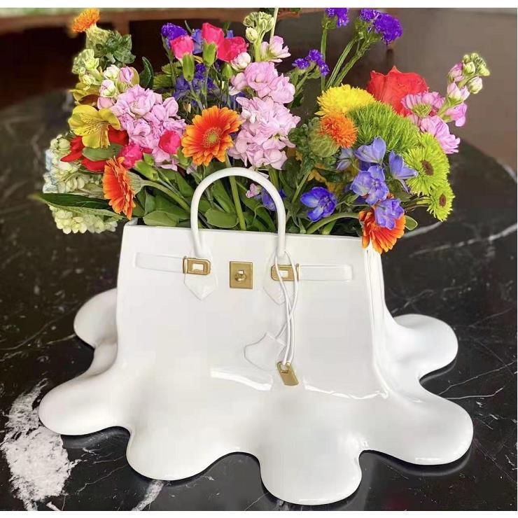 BIRKY MELTY VASE