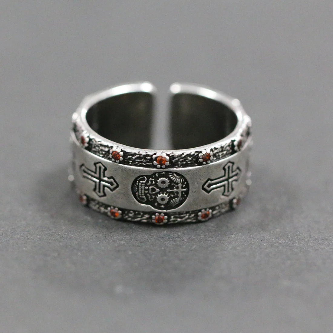 Retro Knight Shield Cross Ring