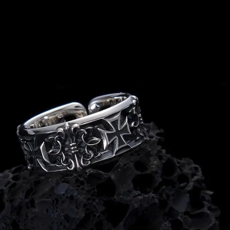 retro cross ring