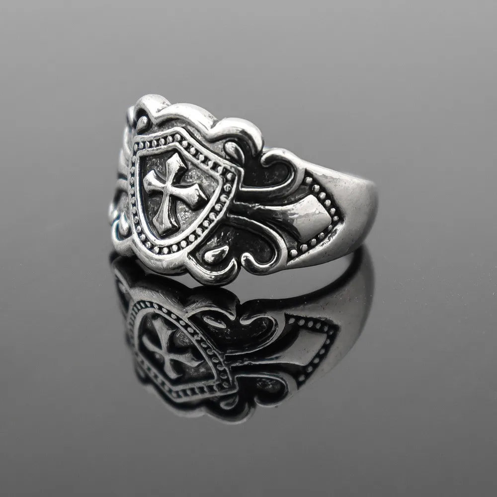 Retro Knight Shield Cross Ring