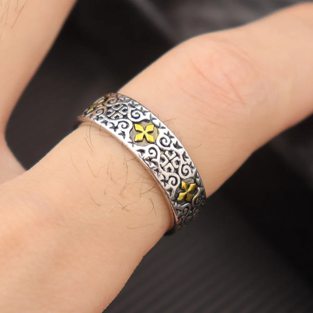 Retro Knight Shield Cross Ring